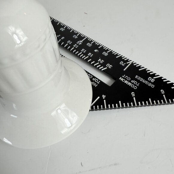 Oneida Taper Candle Ariel Holders Set Of 2 White Ceramic Simple Elegant Design - Picture 9 of 16